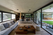 Miralagos II House